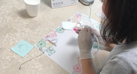 グルーデコ体験レッスンの様子