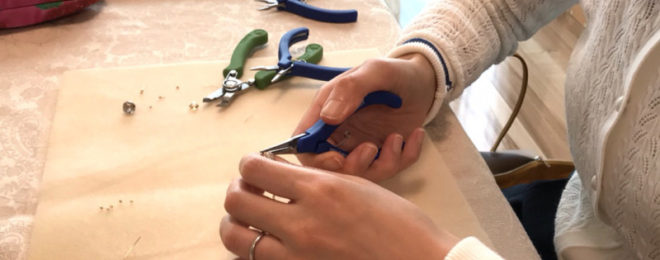 アクセサリーレッスンの様子