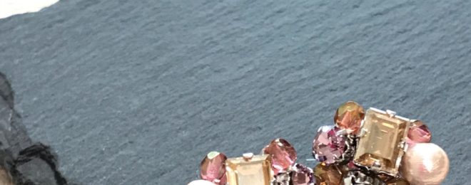 生徒様作ビジューイヤリング（テグス編）