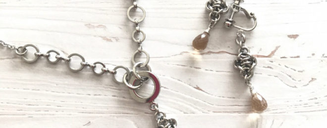 アクセサリー教室で生徒様が作ったネックレス