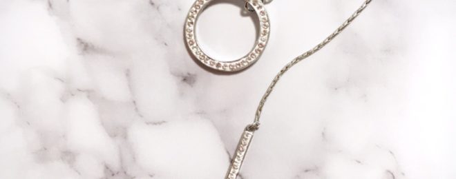 グルーデコ教室で生徒様が作ったラリエット