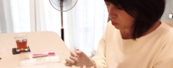 グルーデコレッスンの様子